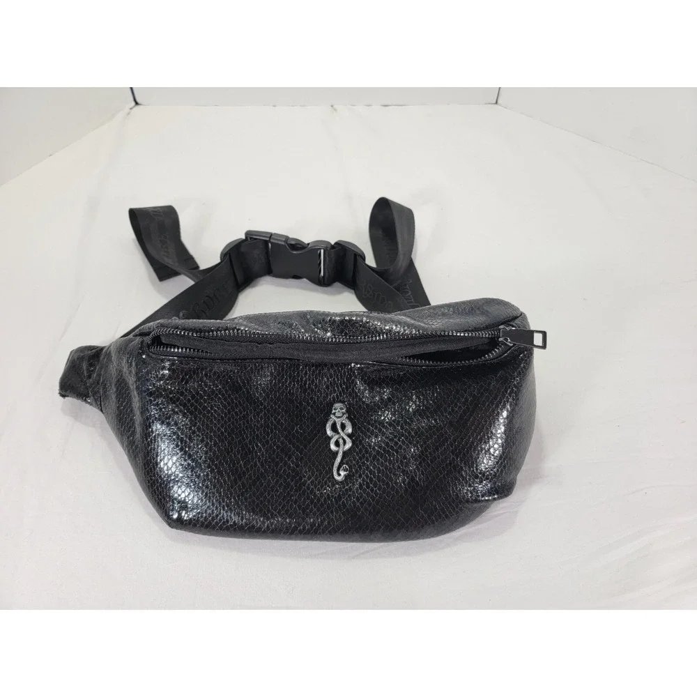 Universal Studios Wizarding World of Harry Potter Death Eater‎ Fanny Pack